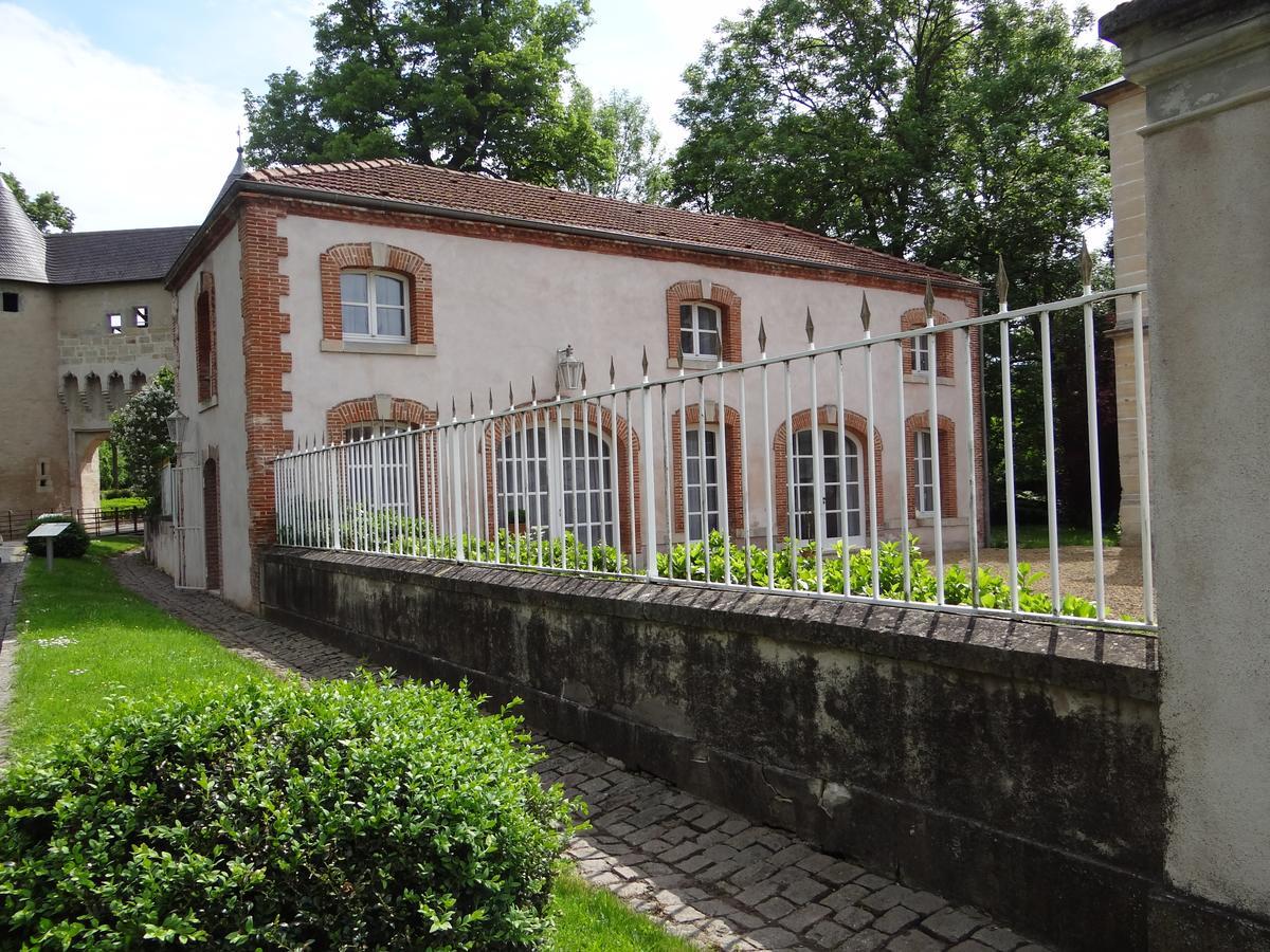 Chateau Mesny Vic-sur-Seille Exterior foto